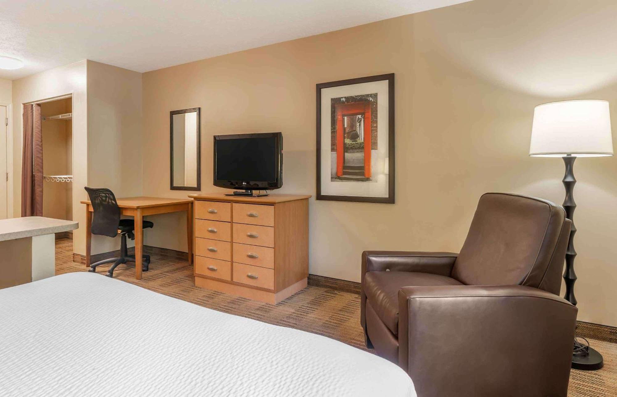 Extended Stay America Select Suites - Atlanta - Alpharetta - Northpoint - East Exterior photo